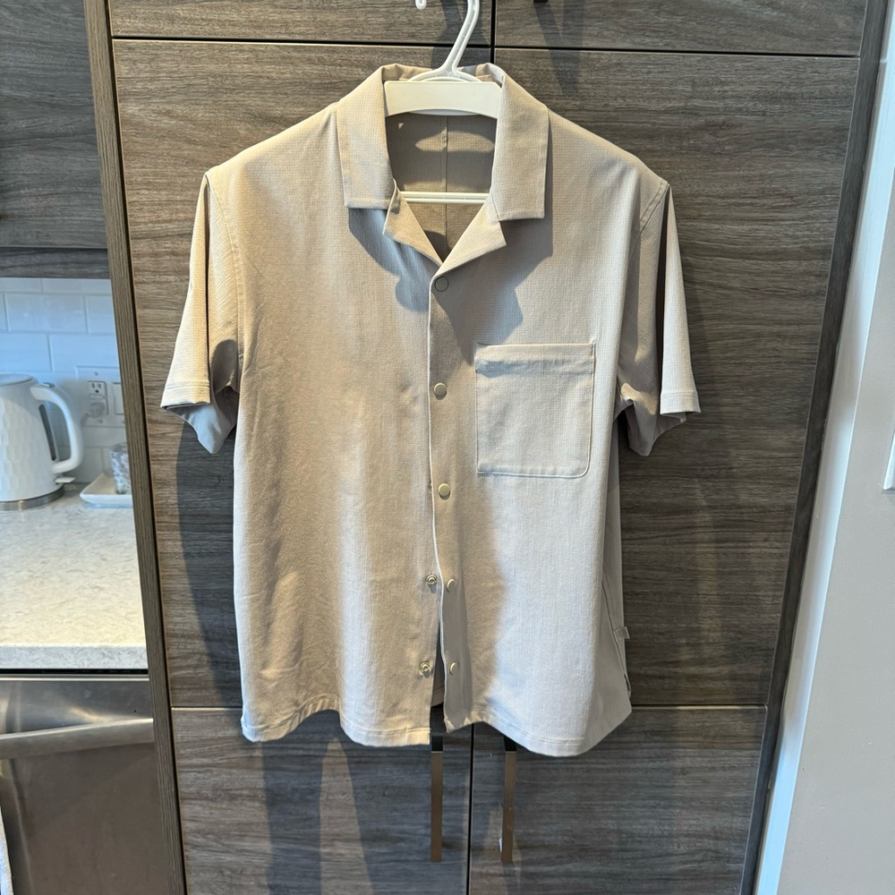 Lululemon Airing Easy Camp Collar Button Up